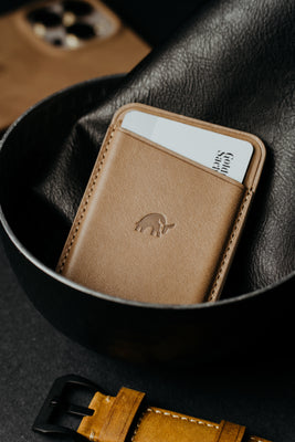 MagSafe Compatible Wallets