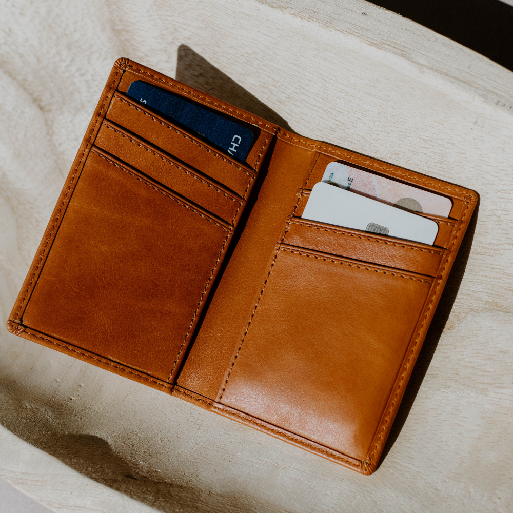 Leather Nav Messenger Wallet - SIENNA