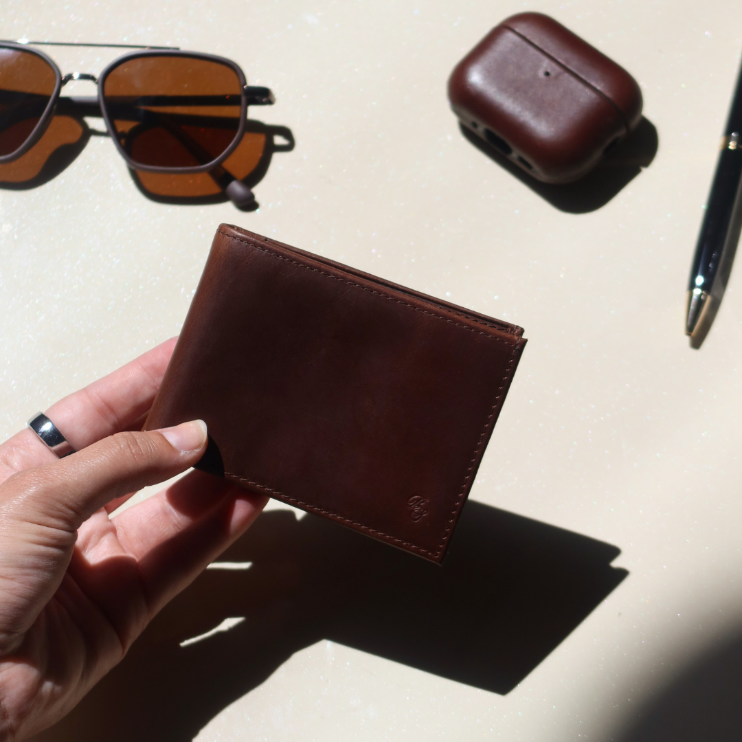 Reserve Trackable Wallet - Bifold