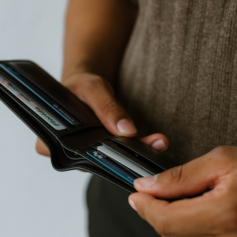 Leather Nav Bifold Wallet - BLACK EDITION