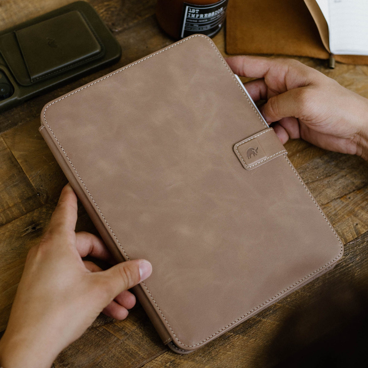 Leather iPad Pro Case - DUNE – Bullstrap