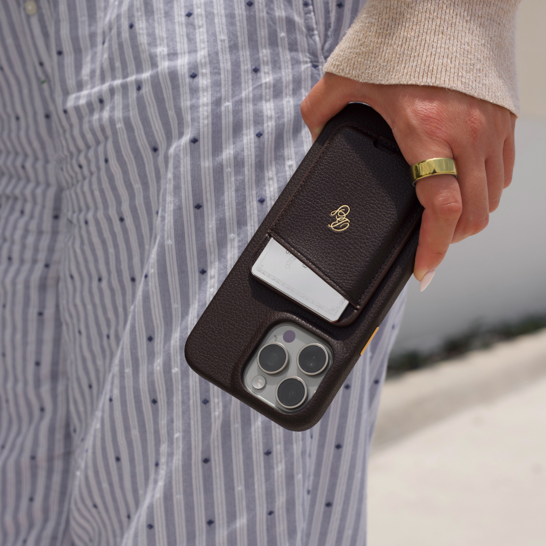 The Performance Leather Magnetic Wallet - Cocoa