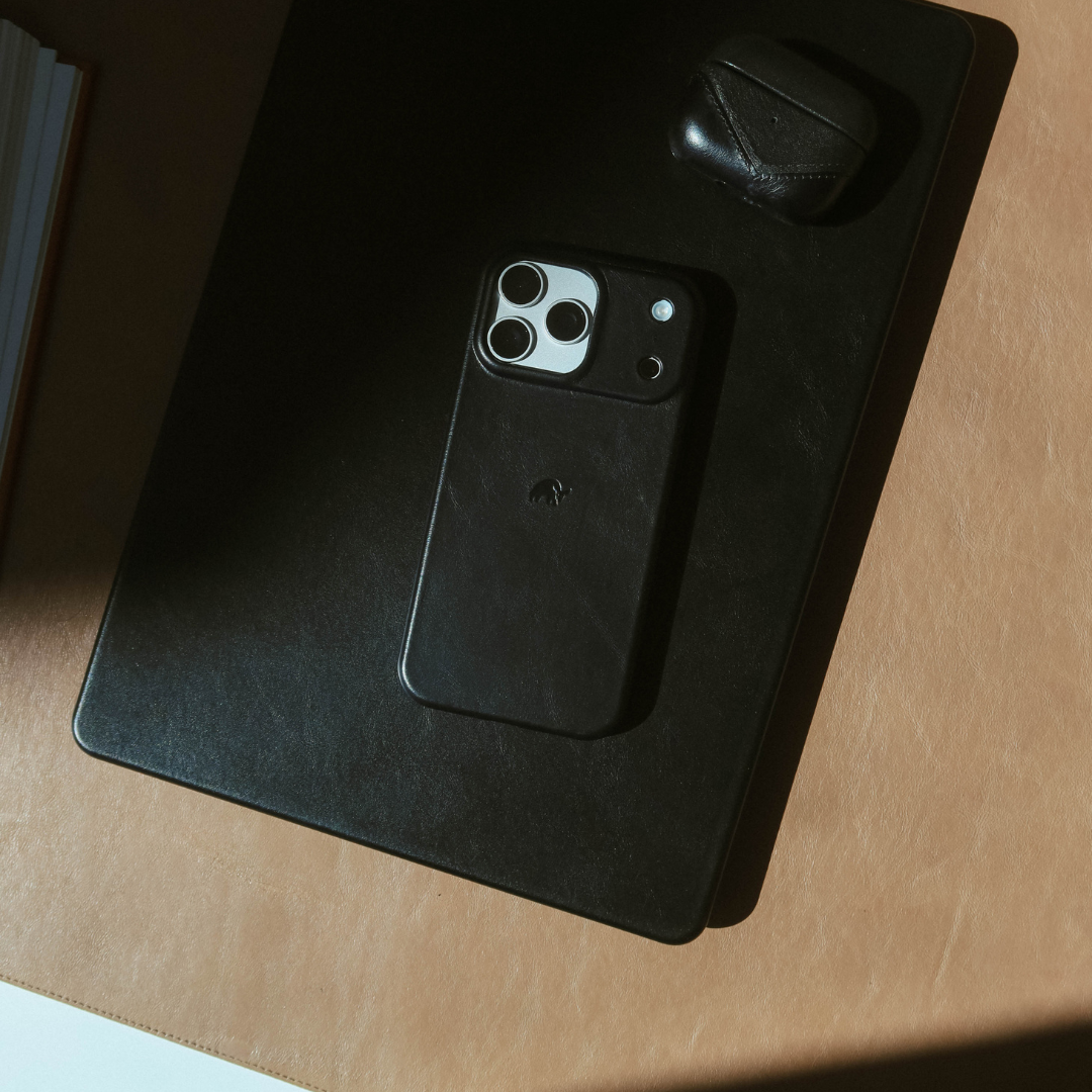Leather MacBook Shell - Black