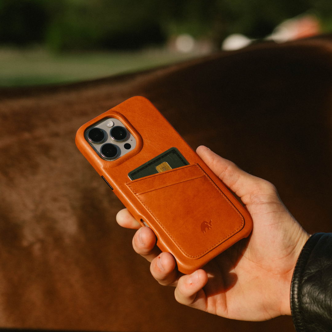 The Minimalist Portfolio Case - SIENNA