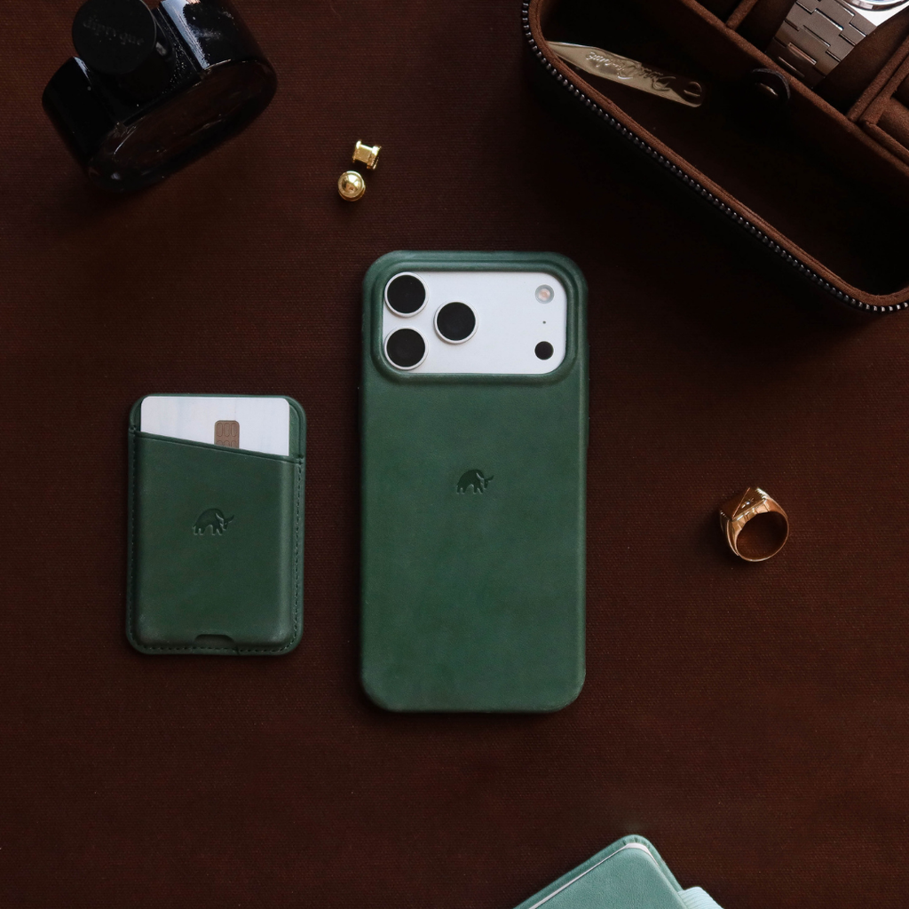 LIMITED EDITION The Original Leather Case - EVERGREEN