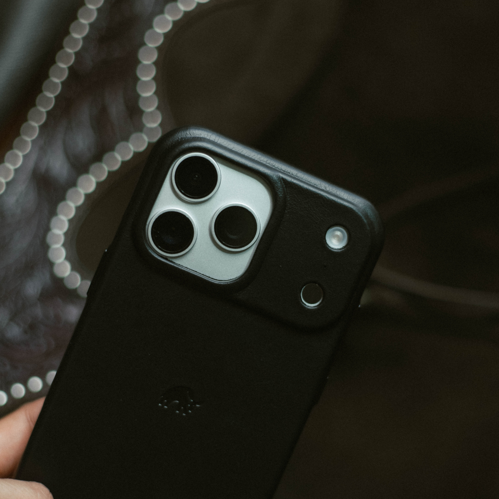 The Plateau Leather Case - BLACK EDITION
