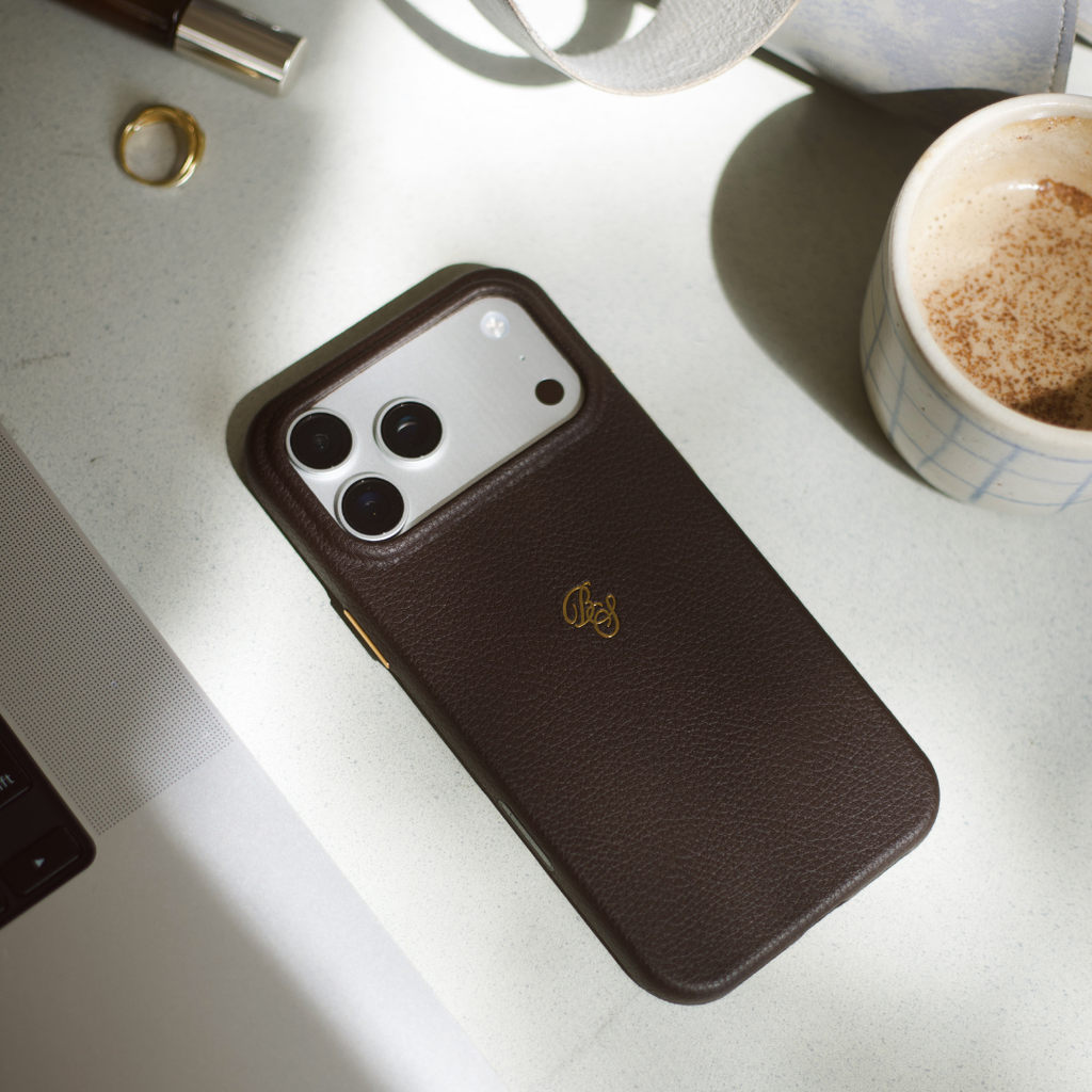 The Performance Leather Case - Cocoa