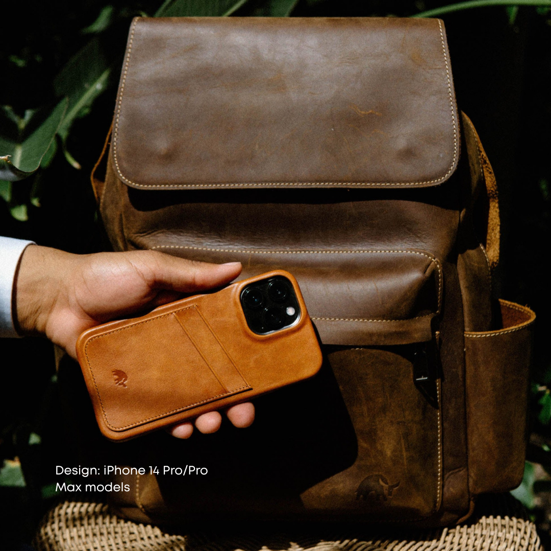 The Minimalist Portfolio Case - SIENNA