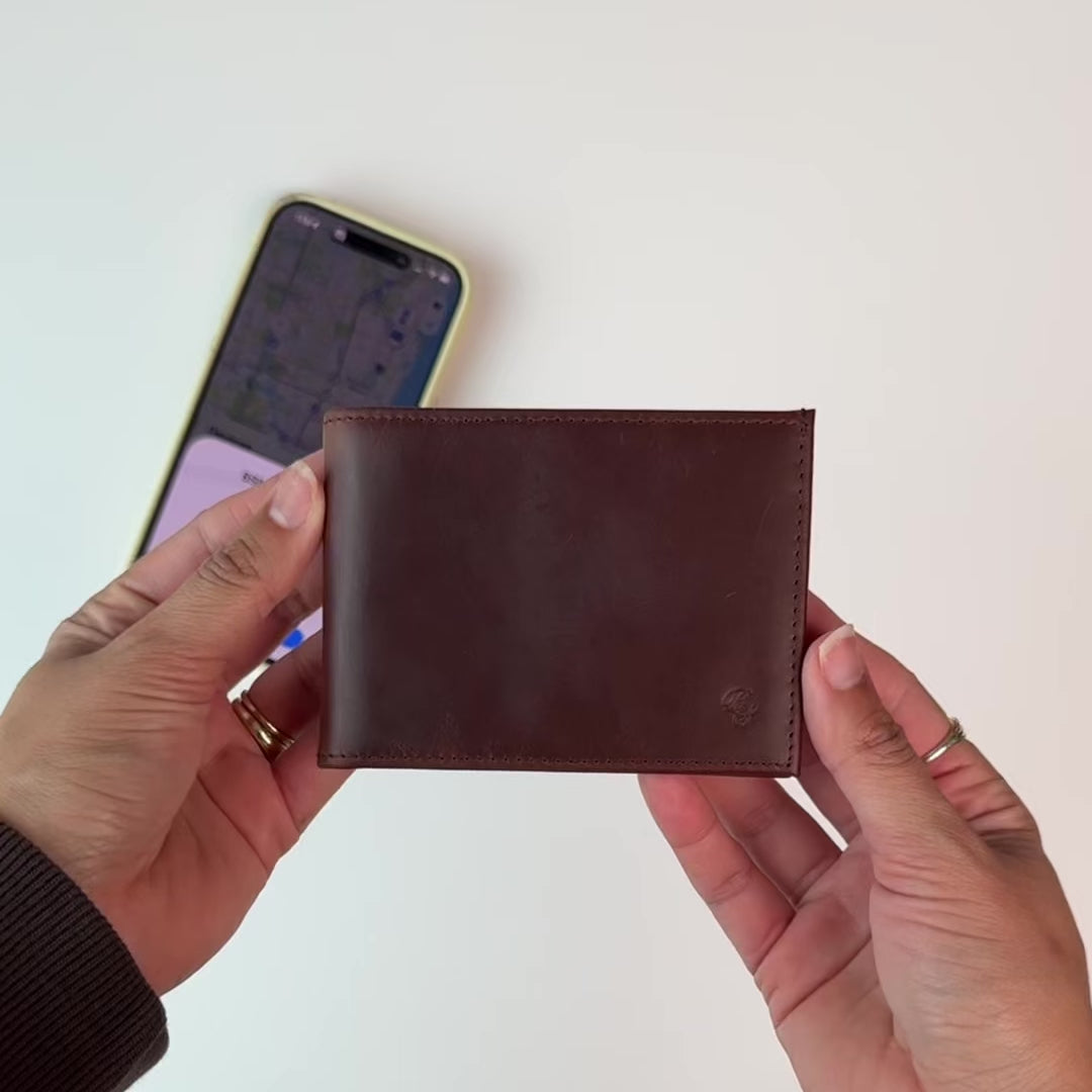 Reserve Trackable Wallet - Bifold