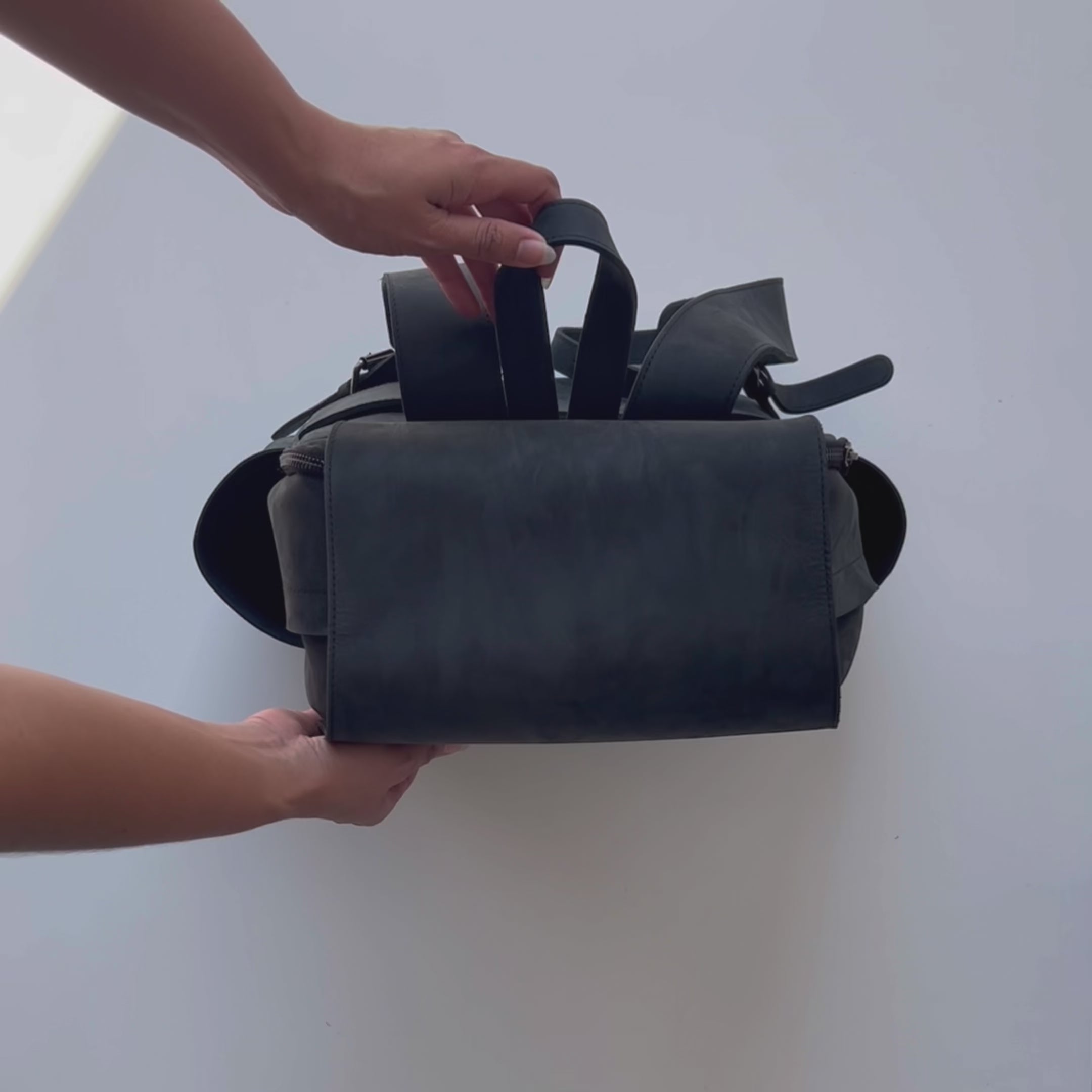 Leather Rugged Backpack - Black Edition