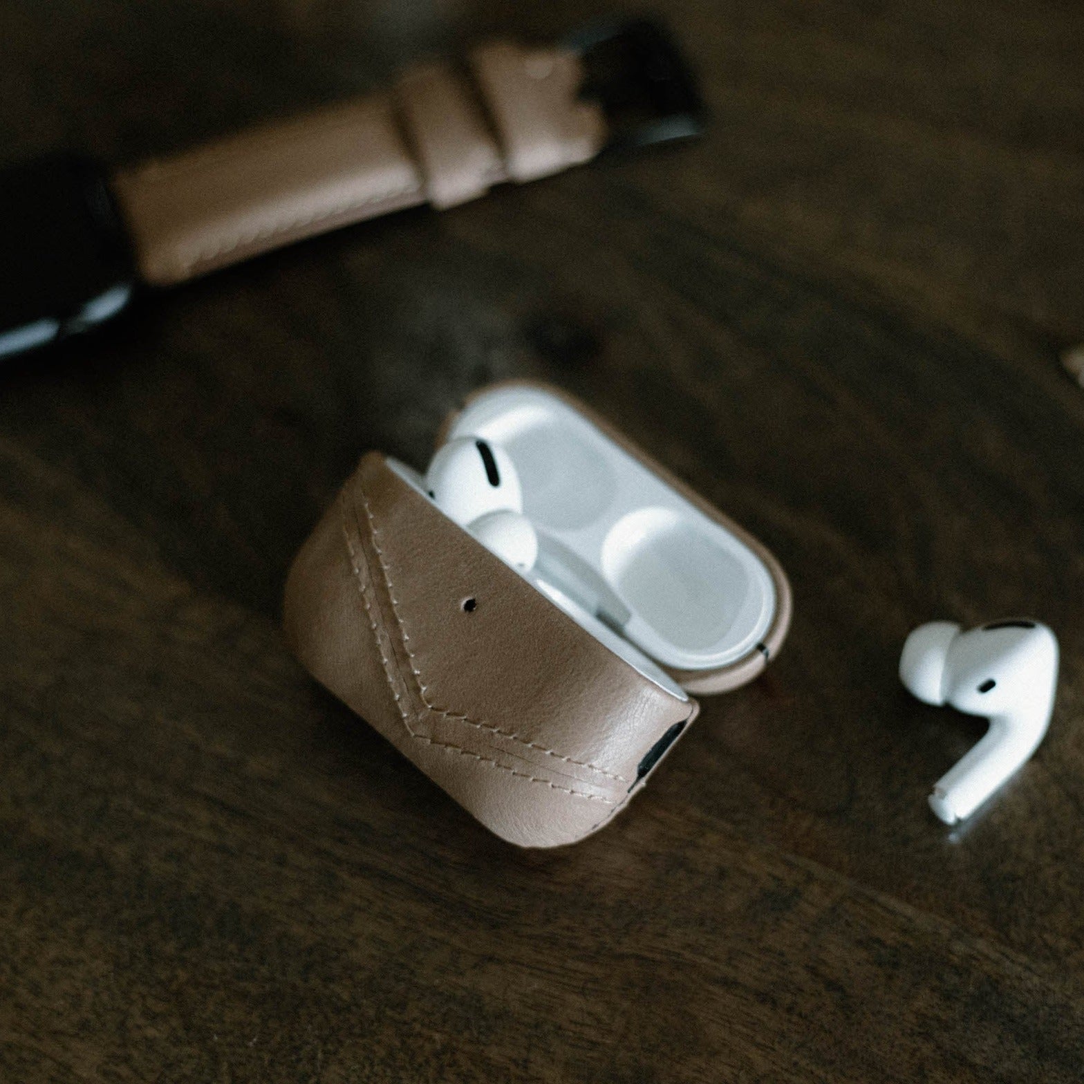 Leather AirPods Cases - DUNE