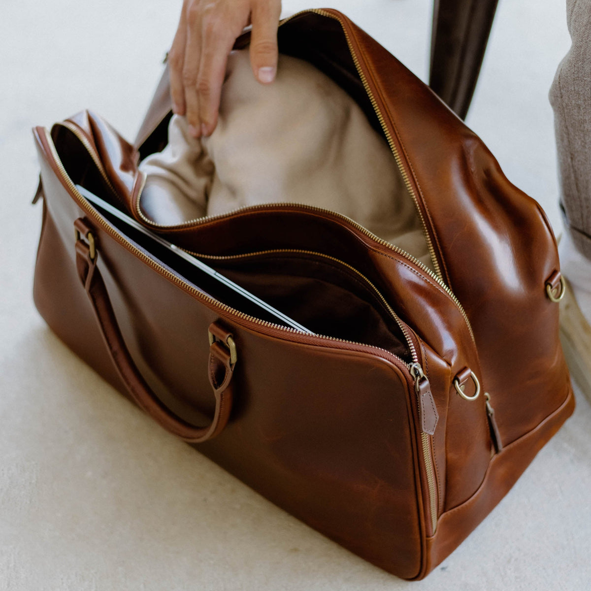 Voyage Messenger Bag - Luxury Leather Bags Selection - Bags