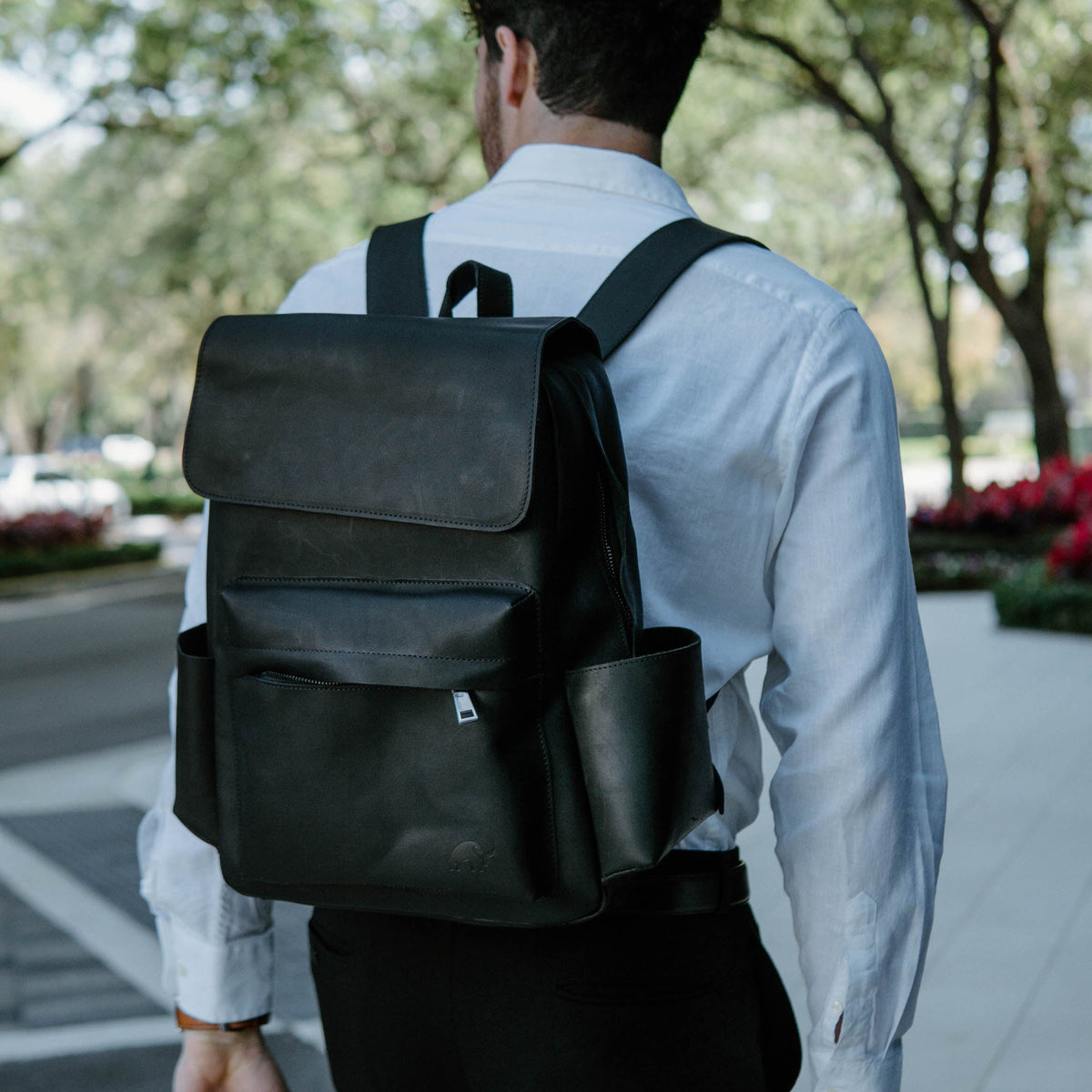 Bullstrap Leather Rugged Backpack - Black Edition